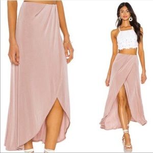 Free People Light Pink maxi Skirt w/ slit